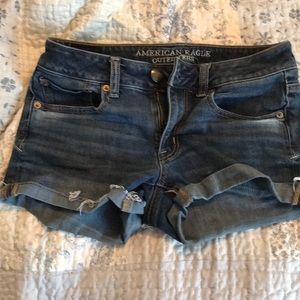 AEO Shortie Shorts